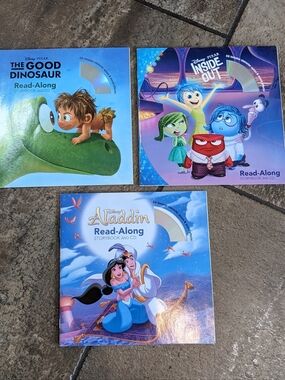 3 Disney Read Along Story Book And CD Set Inside Out, Aladdin & The Good 🦕